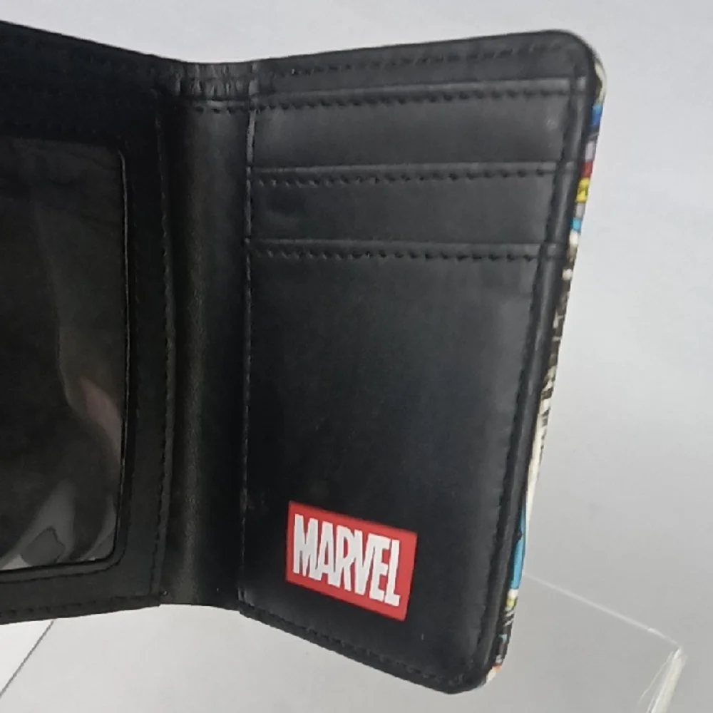 Marvel Trifold Wallet. - Picture 8 of 13